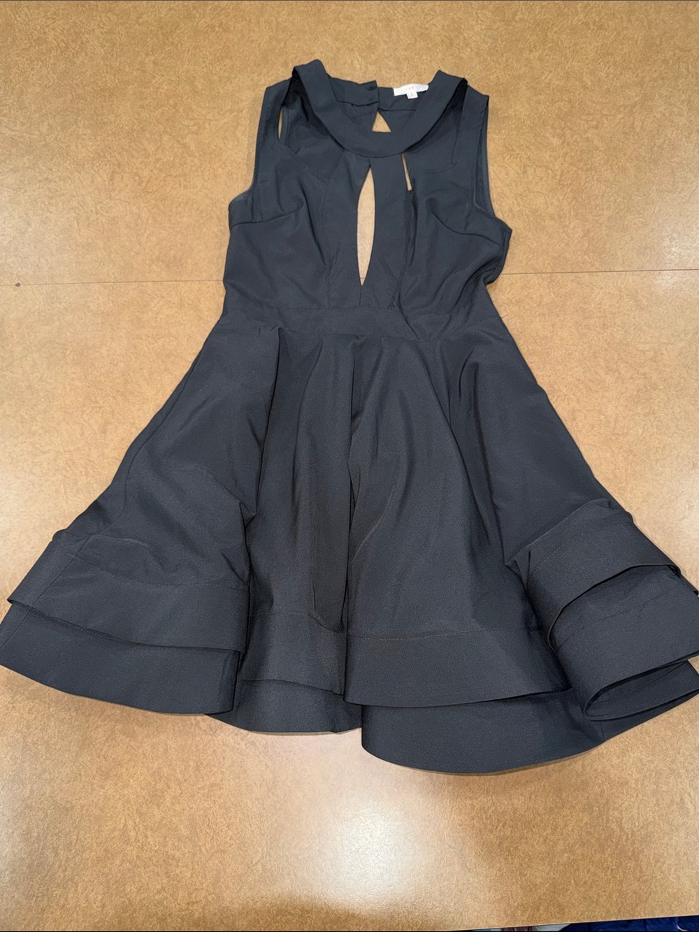Luxxel Black Sleeveless Fit-&-Flare Mini Cocktail Dress w/ Keyhole Horsehair Hem